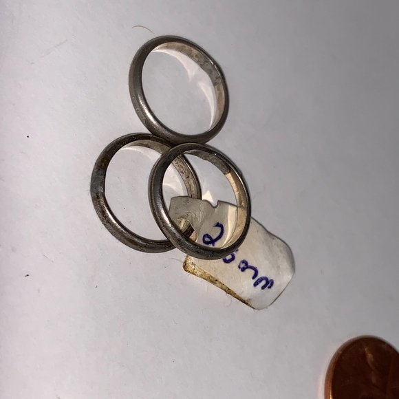 3 1/4 2.5mm Sterling Silver Plain Band Ring - Picture 4 of 9